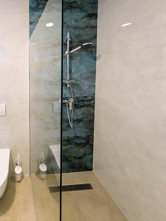 Maresole Beachfront Residence Porec Exterior photo