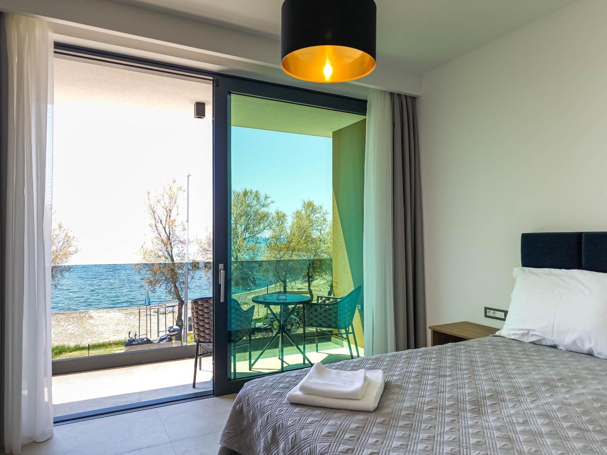 Maresole Beachfront Residence Porec Exterior photo